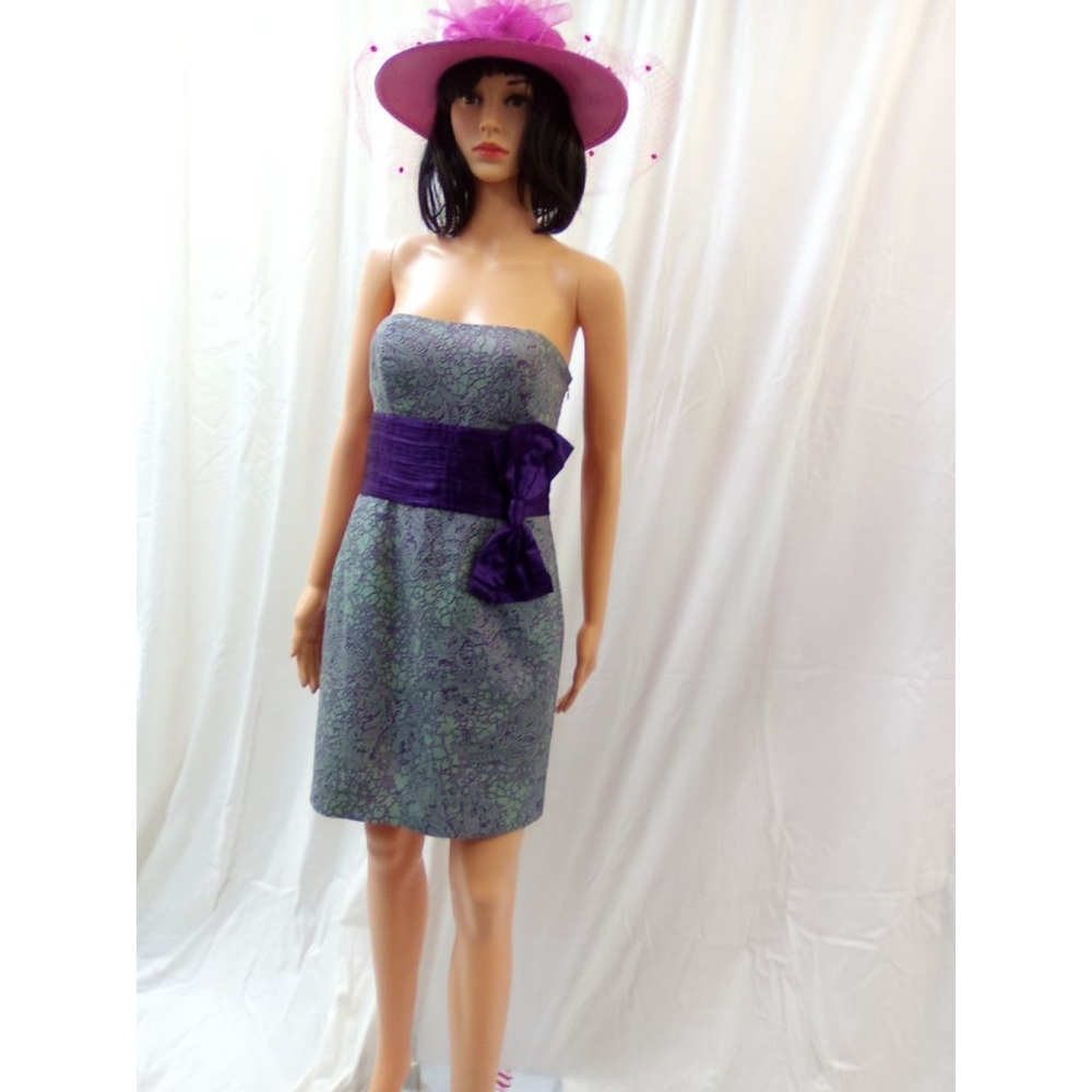 LYNDIA DRESS PRE-OWNED SIZE 8